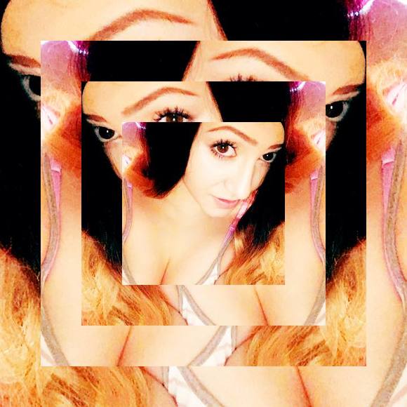 Meet your Posher, Elvira - Picture 1 of 1